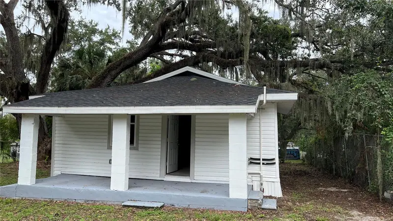 616 W Crawford St, FL