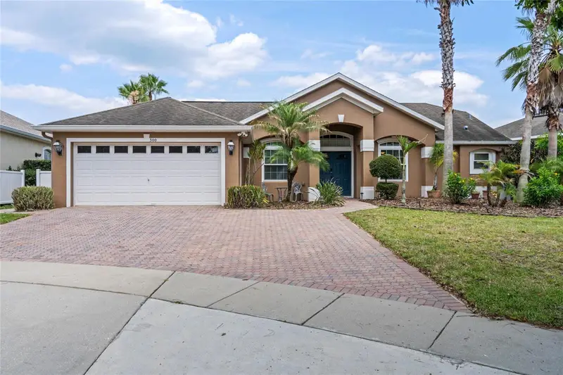 300 Kings Way, FL