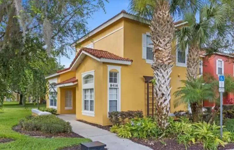 8416 Blue Lagoon Dr, FL