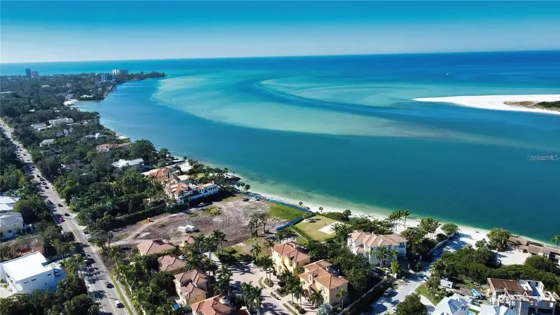 160 Garden Ln, FL