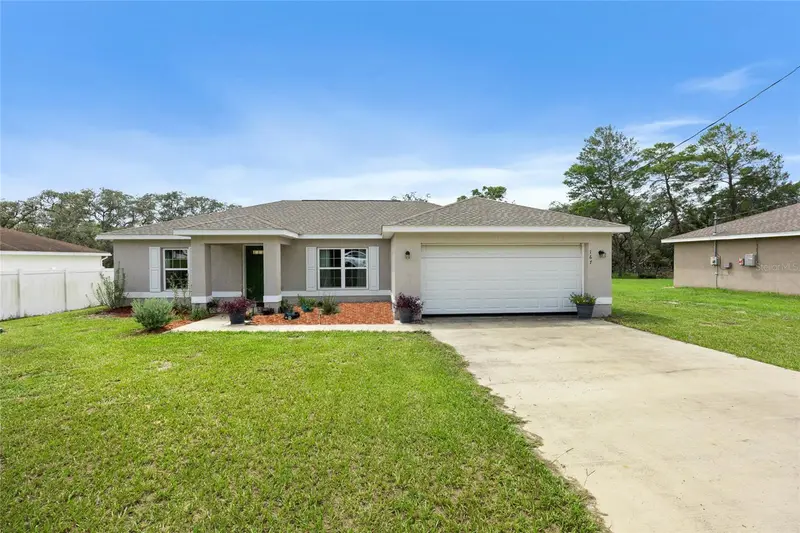 167 Oak Cir, FL