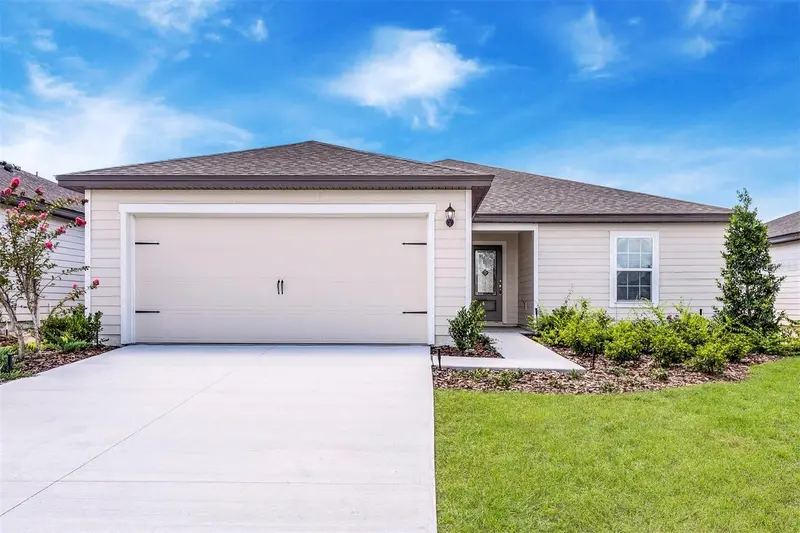 40 Presidential Ln, FL