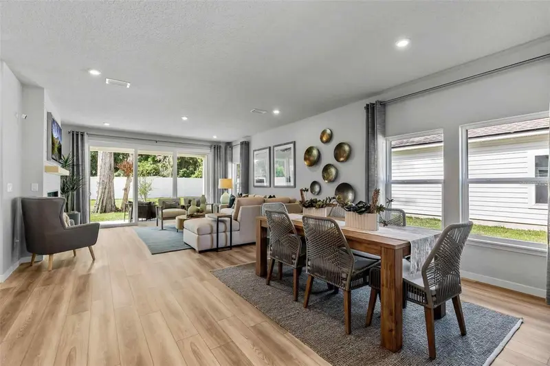 89 Pegasus Rd, FL