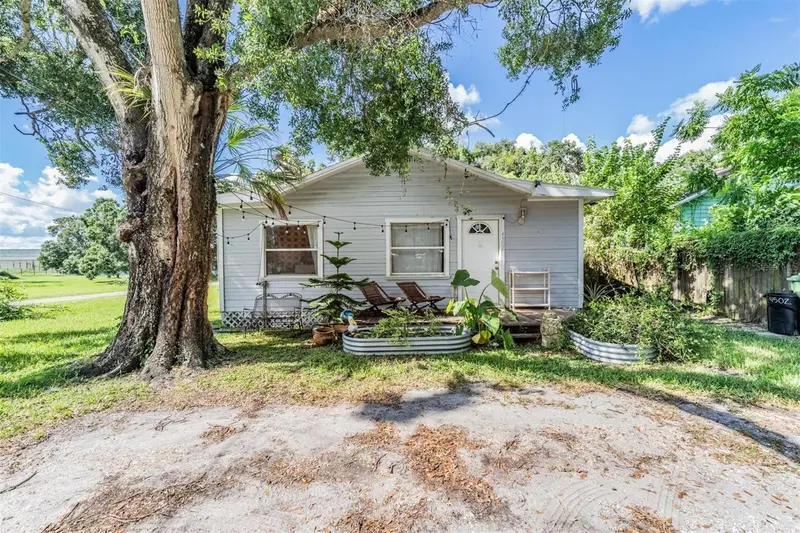 4502 E 12th Ave, FL