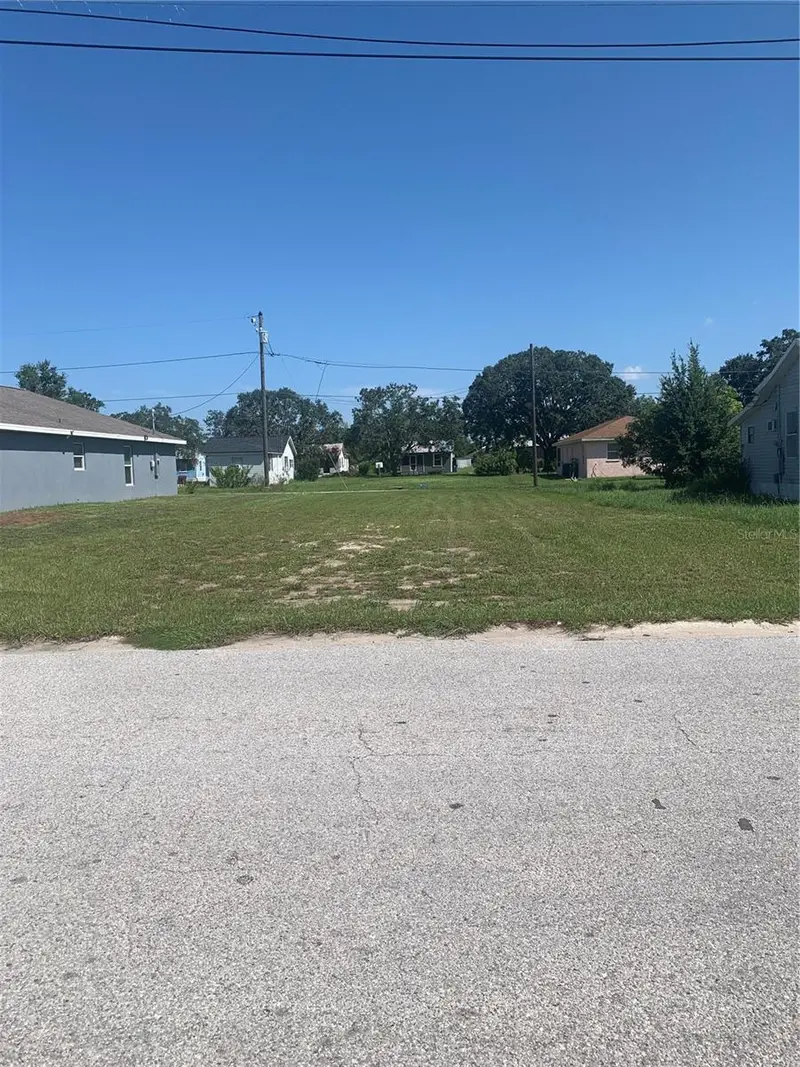 517 Lincoln Ave W, FL