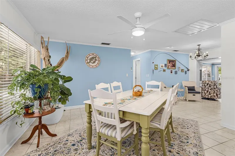 2368 Date St, FL