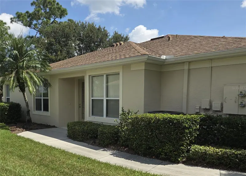 2462 Magnolia Cir, FL