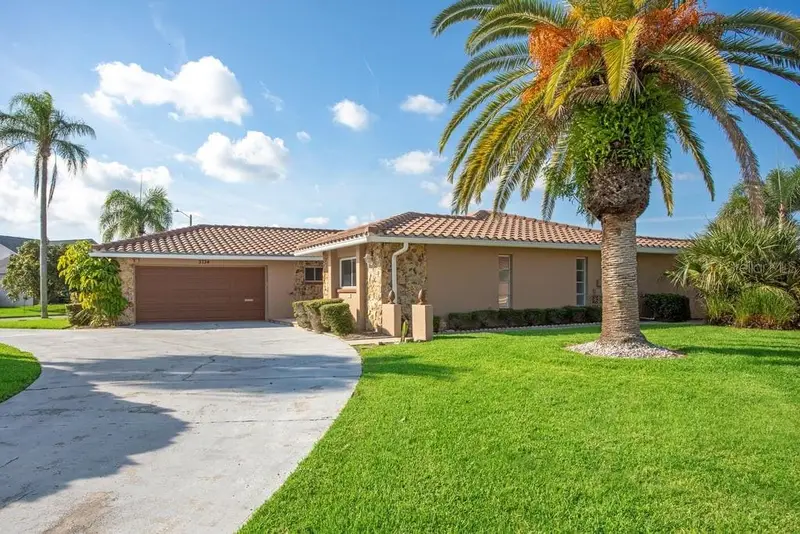 3734 Topsail Trl, FL