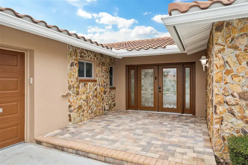 3734 Topsail Trl, FL