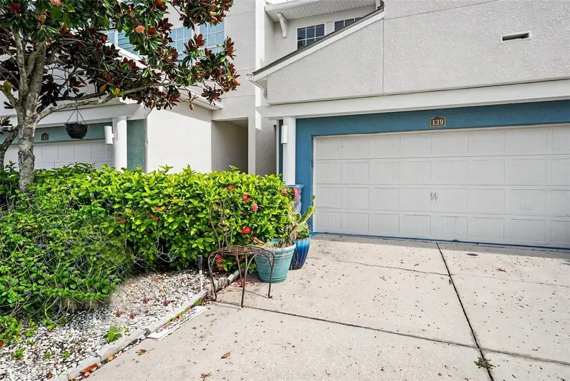 139 Athenian Way, FL