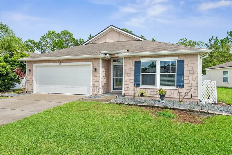 132 Fairway Ct, FL