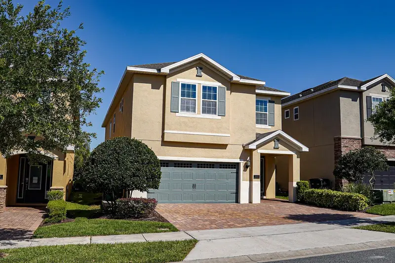 351 Pendant Ct, FL