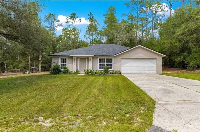 1423 W Hawk Ln, FL