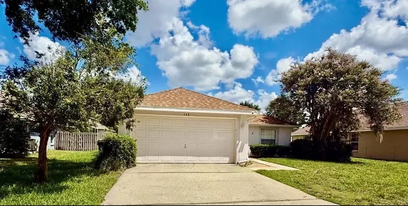142 Glasgow Ct, FL
