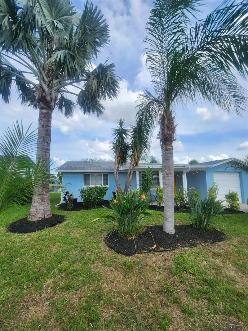2228 Society Dr, FL