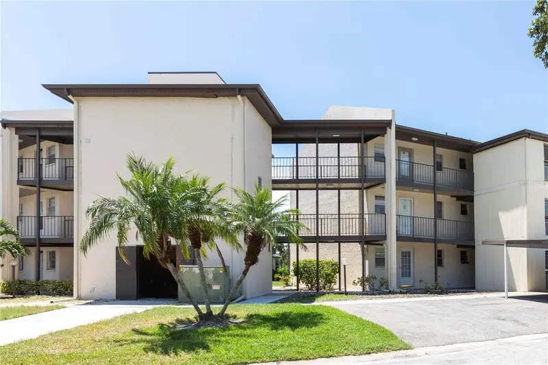 5245 Amulet Dr #108, FL