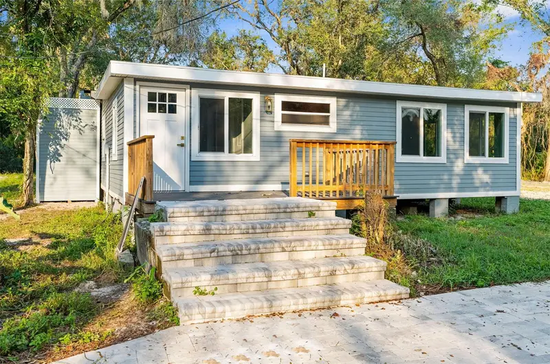 5200 Cyril Dr, FL