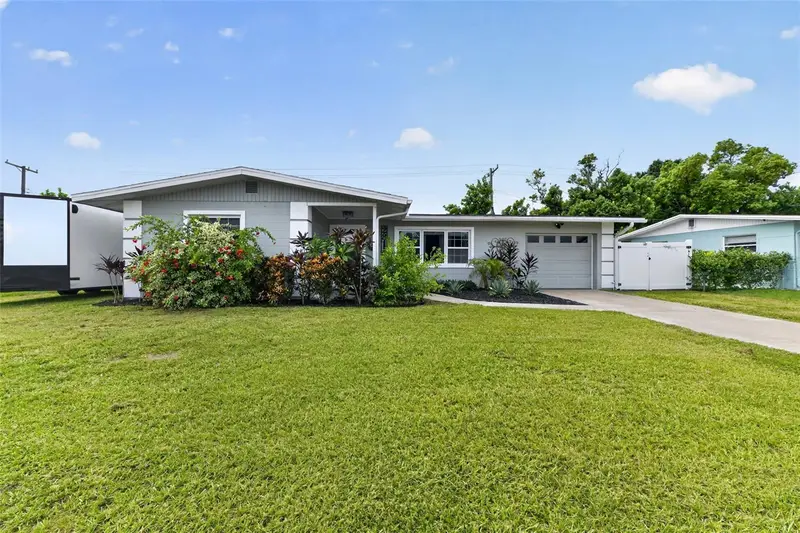 2815 Southern Pkwy W, FL