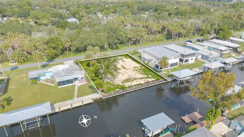 2607 N Seneca Pt, FL