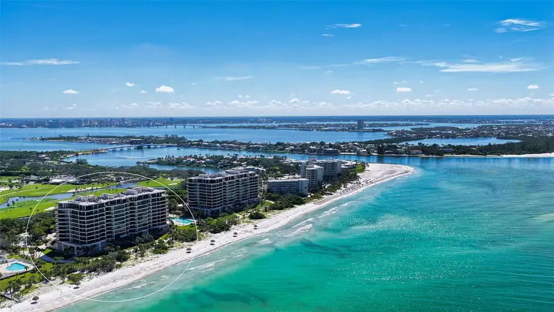 435 L Ambiance Dr #L707, FL
