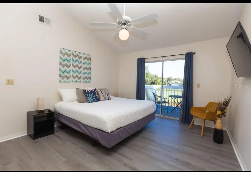 2492 Sweetwater Club Cir #68, FL