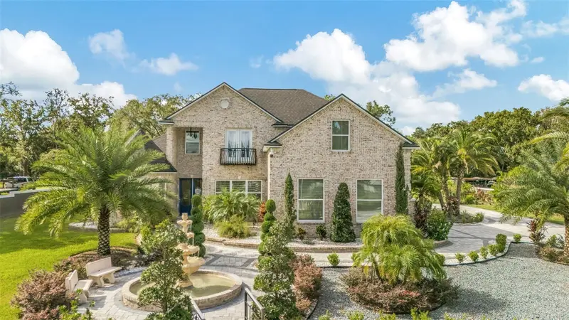 416 W Socrum Loop Rd, FL