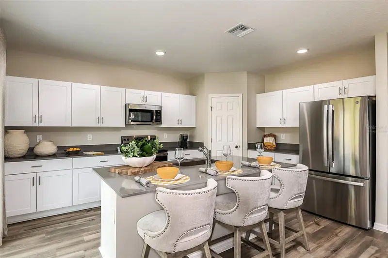 4118 Gerbera Daisy Ave, FL