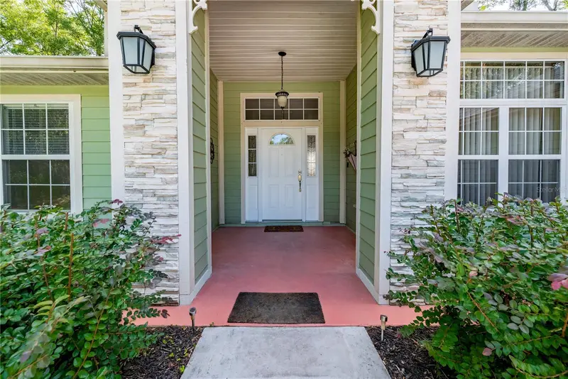 317 Sw Caboose Dr, FL