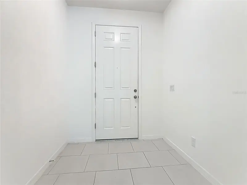 417 Tisone Ln, FL