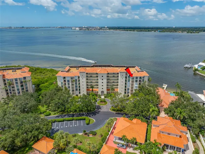 4717 Dolphin Cay Ln S #608, FL