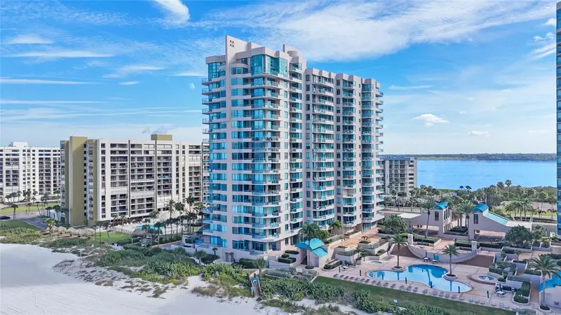 1520 Gulf Blvd #Ph1, FL