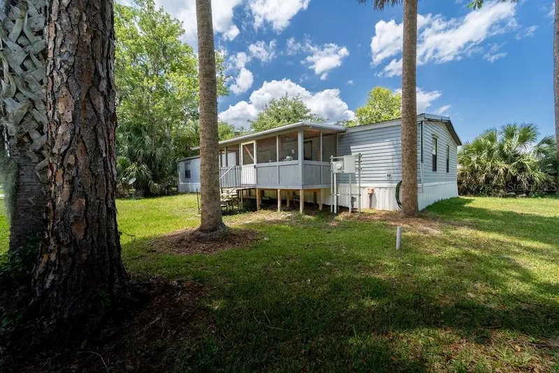 24031 Armadillo Rd, FL