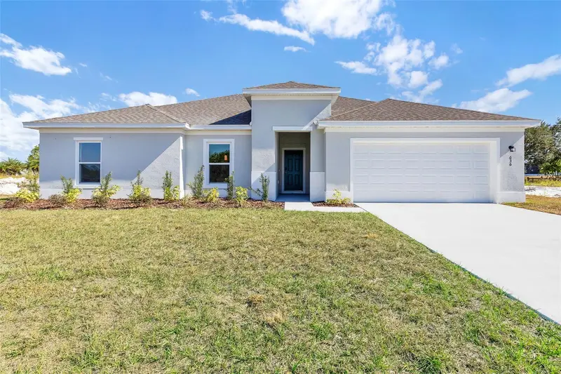 636 Grand Oaks Dr, FL