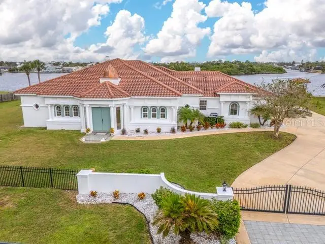 660 Lambert Ave, FL