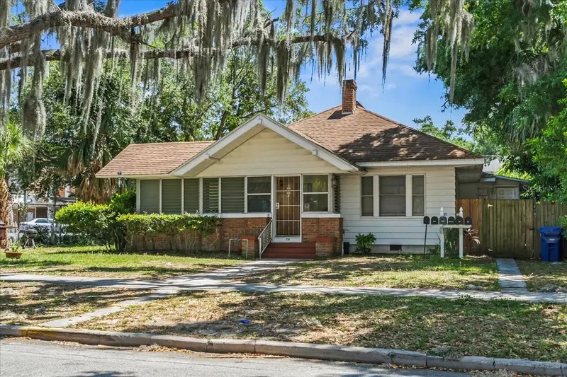 724 W Central Ave, FL
