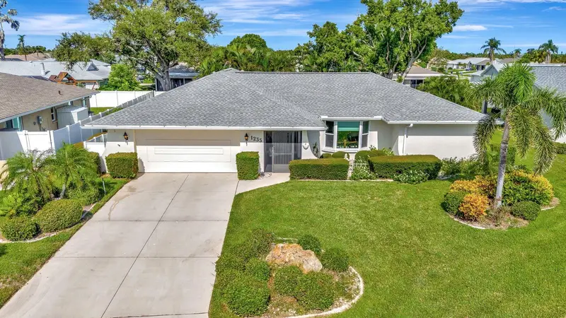 1235 Pine Needle Rd, FL