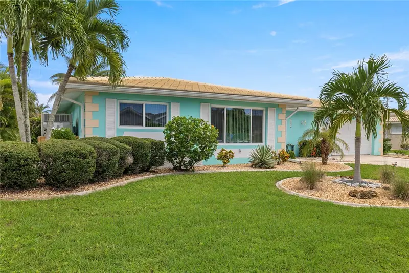 2461 W Marion Ave, FL