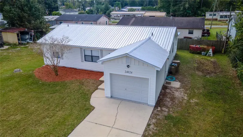 24024 Deer Rd, FL