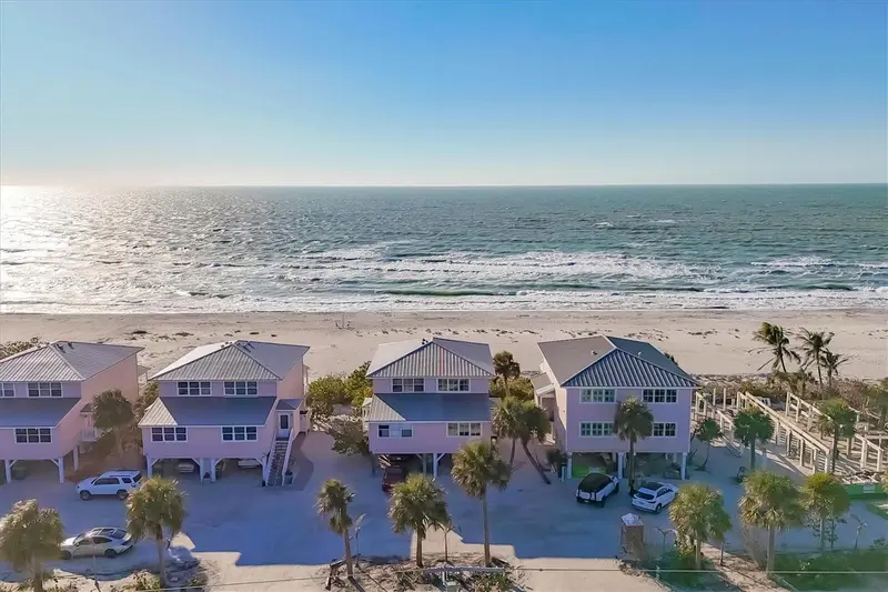 290 Gulf Blvd #17, FL