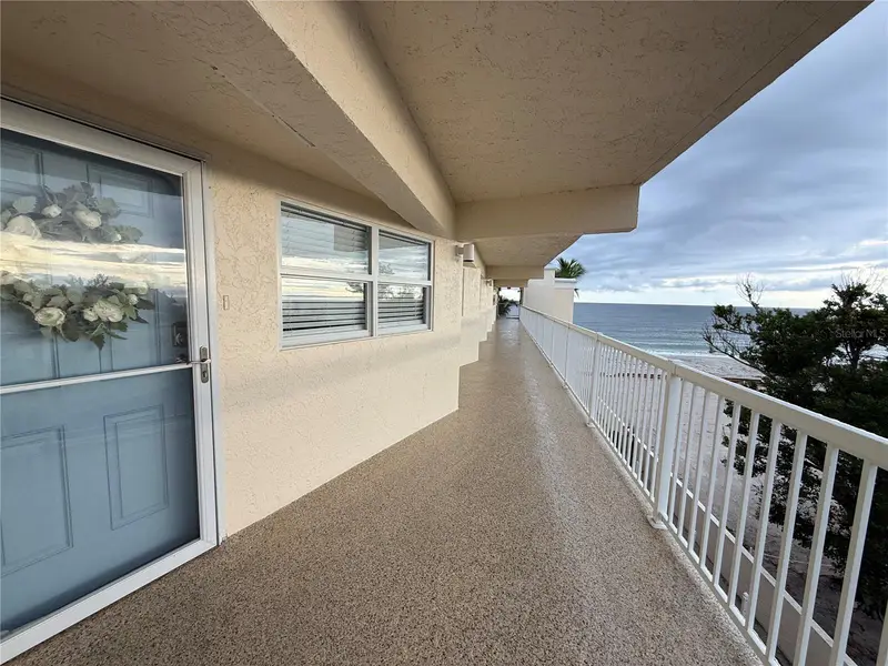 1480 Gulf Blvd #304, FL