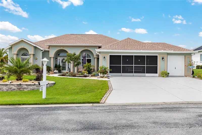 5719 Nw 25th Loop, FL