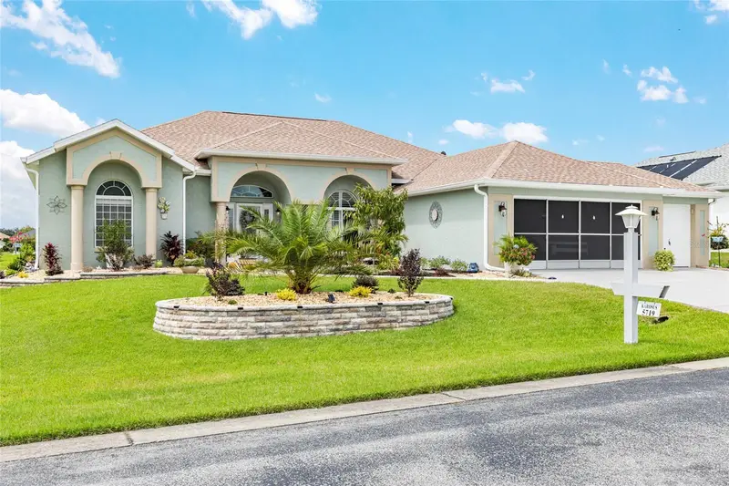5719 Nw 25th Loop, FL
