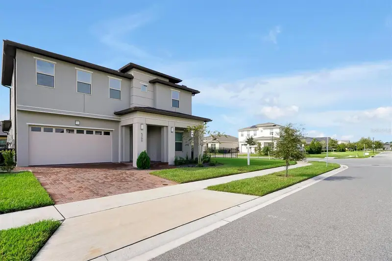 5200 Myrtleleaf Ct, FL