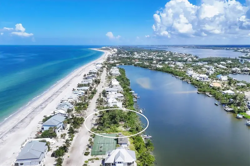 208 S Gulf Blvd, FL