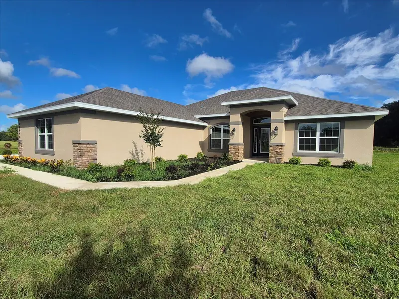 36946 Hidden View, FL