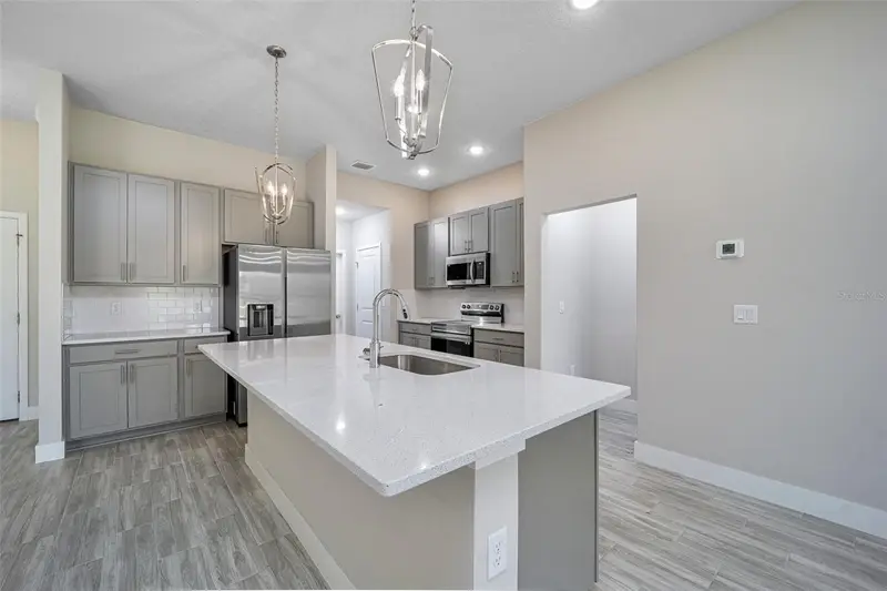 29 Red Top Ln, FL