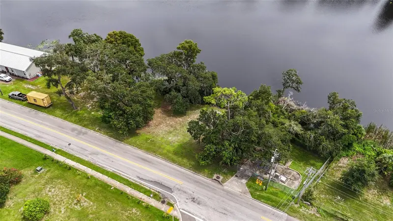 0 Riverhills Dr, FL