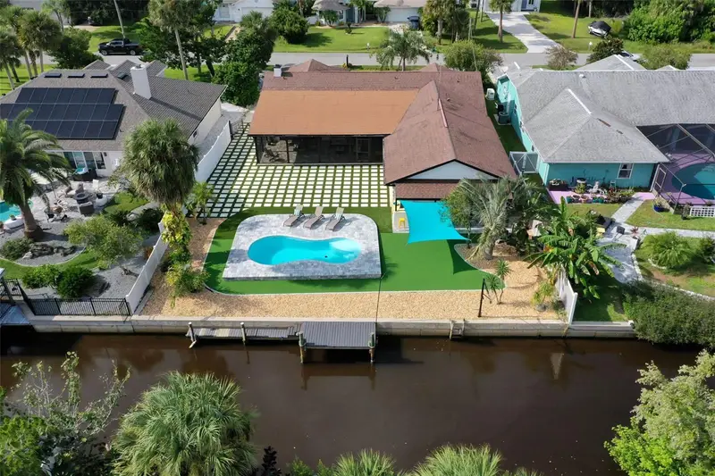 615 Cumberland Dr, FL