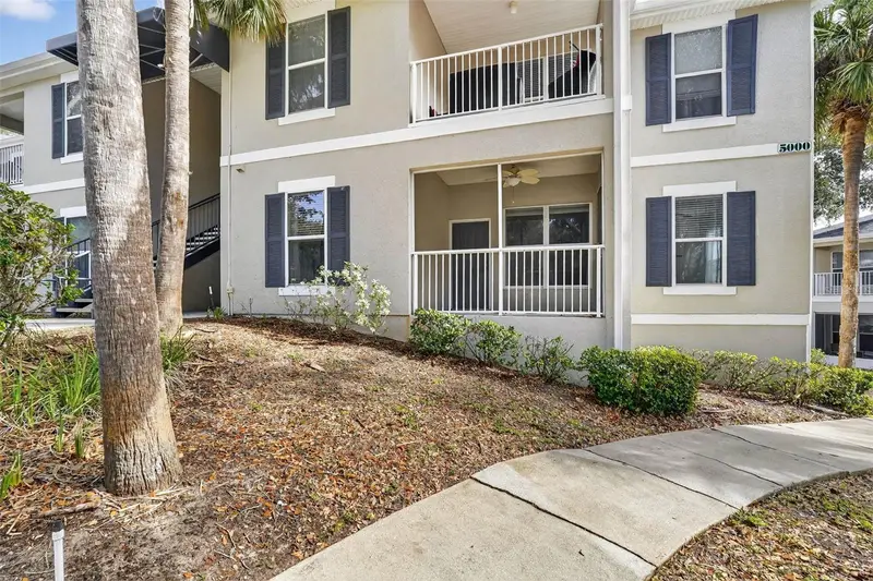 5011 Hemingway Cir #5011, FL