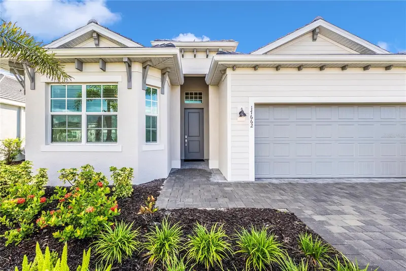 17662 Santorini Ct, FL